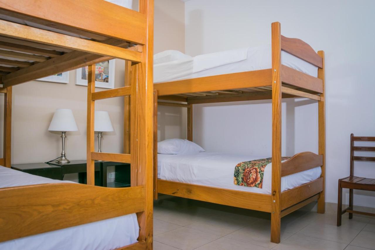 Hostal "Centrika" 塔拉波托 外观 照片